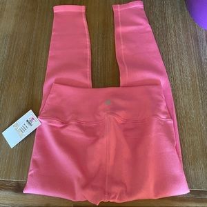 Victoria’s Secret Loves Leggings M/L